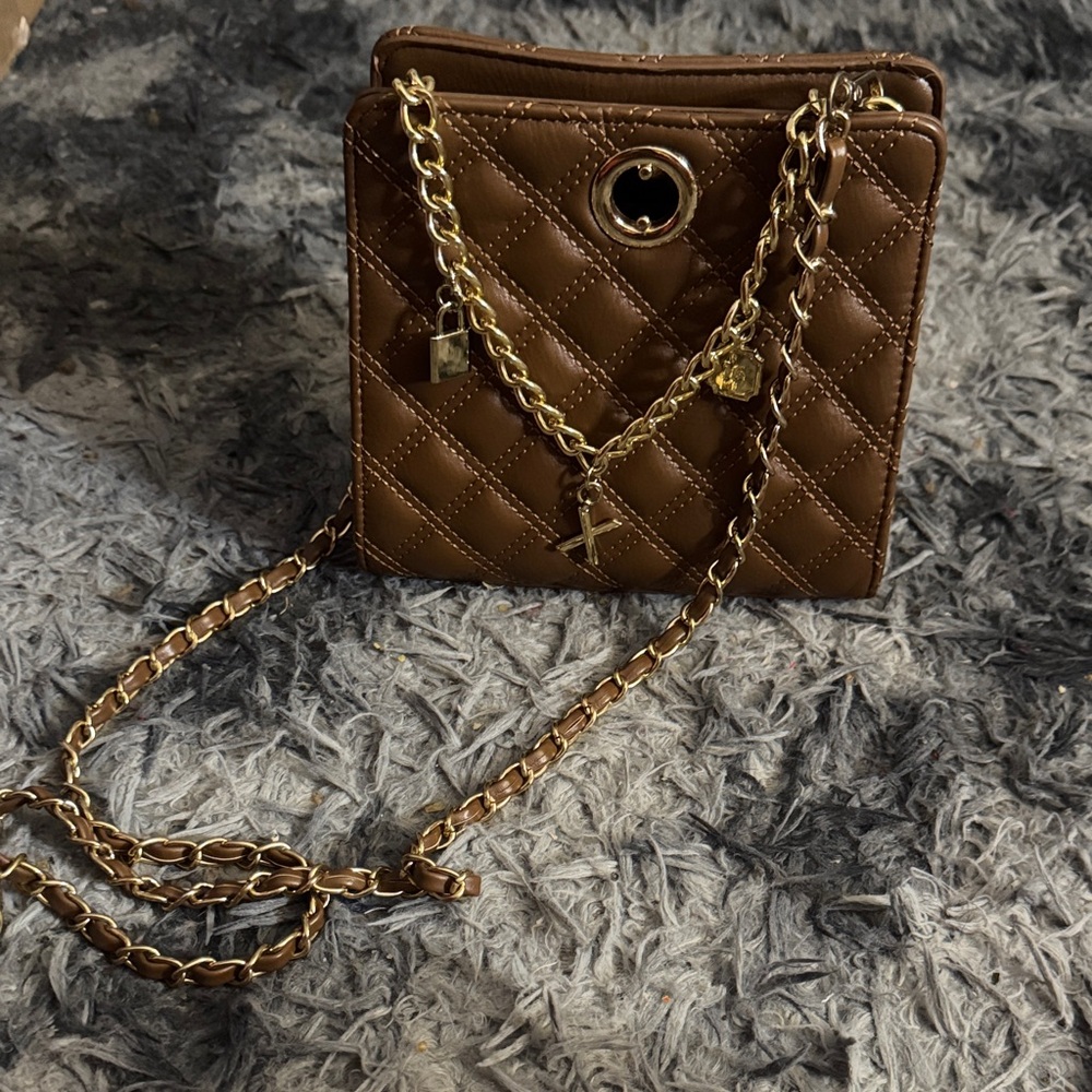 SHEIN Brown Quilted Crossbody Bag with Chain